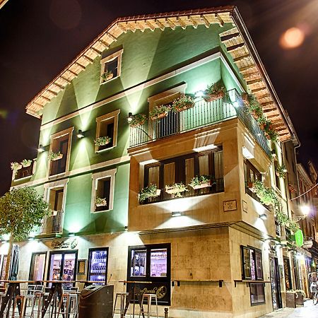 Le Petit Leon Hotel Bagian luar foto