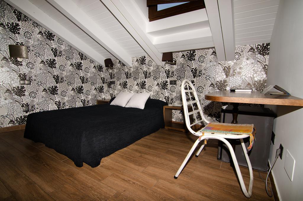 Le Petit Leon Hotel Bagian luar foto