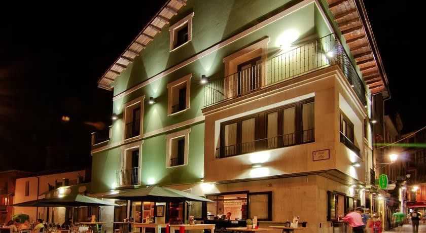 Le Petit Leon Hotel Bagian luar foto